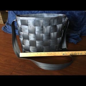 Harvey’s Seatbelt Tote large- blue